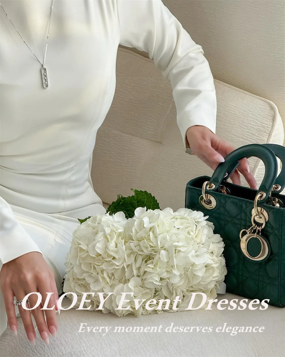 OLOEY 控えめなマーメイドのウェディングドレス長袖ストレッチブライダルドレスフロアレングスボートネックカスタマイズ فساتين زفاف