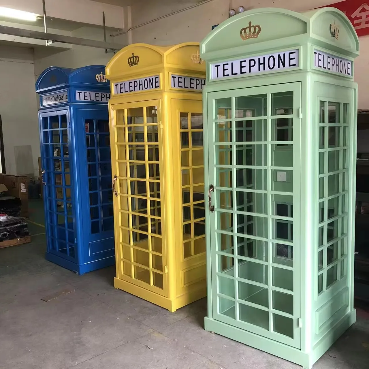 Decorative British pink London phone booth London public phone booth box