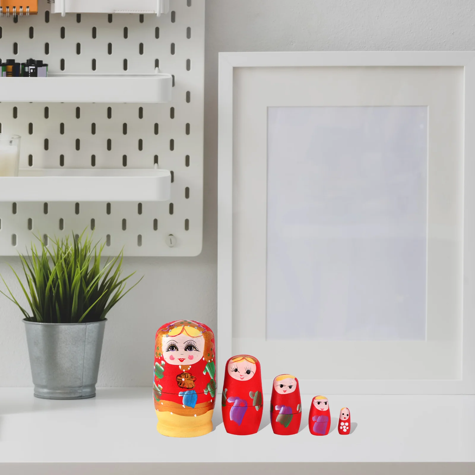 

5pcs Wooden Matryoshka Decor Cartoon For Kids Cartoon Bright Color Festival Gift Russian Plaything