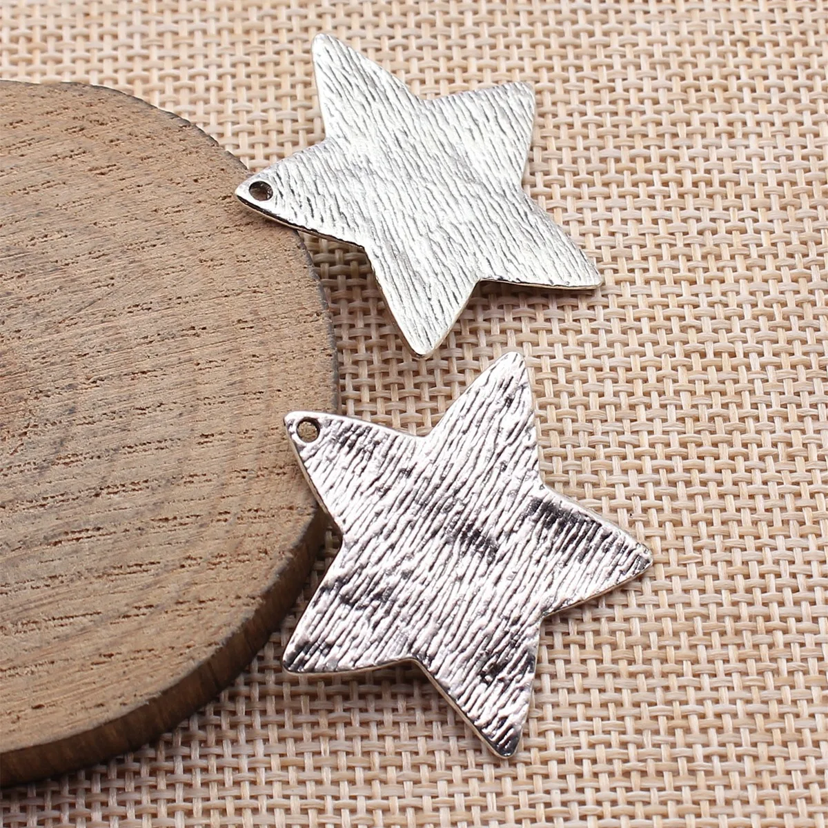 5pcs 35x32mm Antique Silver Color Scratch-Marked Wood Grain Star Pendant DIY Hand Crafts Findings