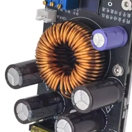 

1000W DC-DC Automatic Step-up And Step-down Power Supply Module with Adjustable Constant Current MPPT Solar Charging