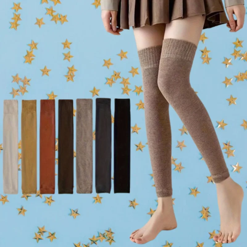 1 pair of women's autumn and winter velvet knee high leg covers with multi-color warm and cold resistant long socks