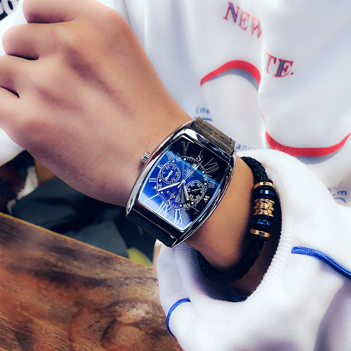 UTHAI CQ326 Мужские часы в форме винной бочки, календарь, водонепроницаемые кварцевые часы для пар, лучший выбор для подарков на случаи жизни