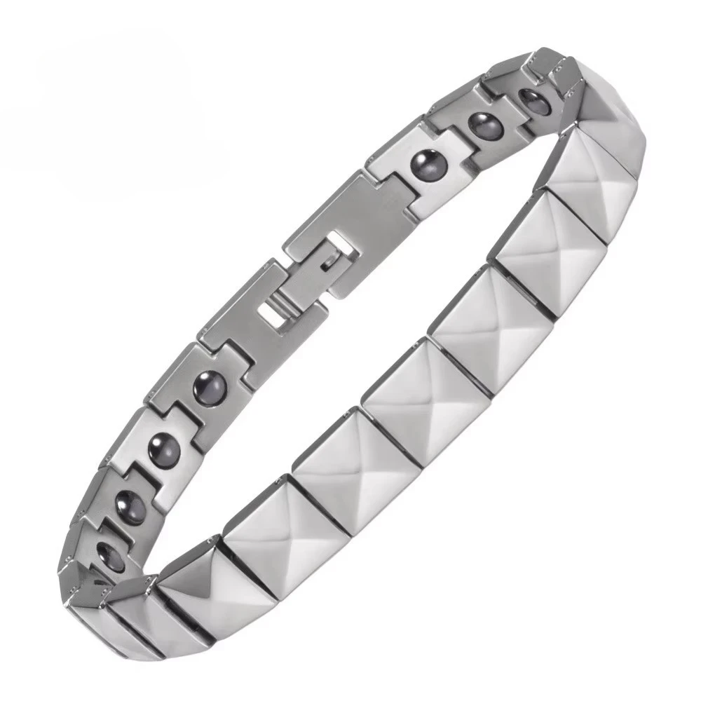 

Fashionable Pure Titanium Bracelet Inlaid with Black Germanium Beads Minimalist Jewelry Bracelets 21.5cm