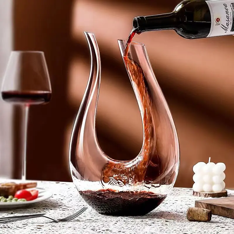 100%  Lead-free U Shape Design Wine Carafe Wine Aerator  Crystal Glass Wine Decanters and Carafes 1.5L Wine Accessories