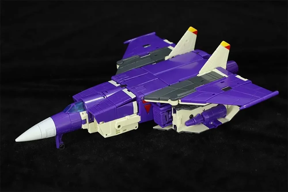 Em estoque robôs transformáveis figuras de ação, estrela St-01 st01, blitzwing, três mudanças guerreiro brinquedos presentes colecionáveis