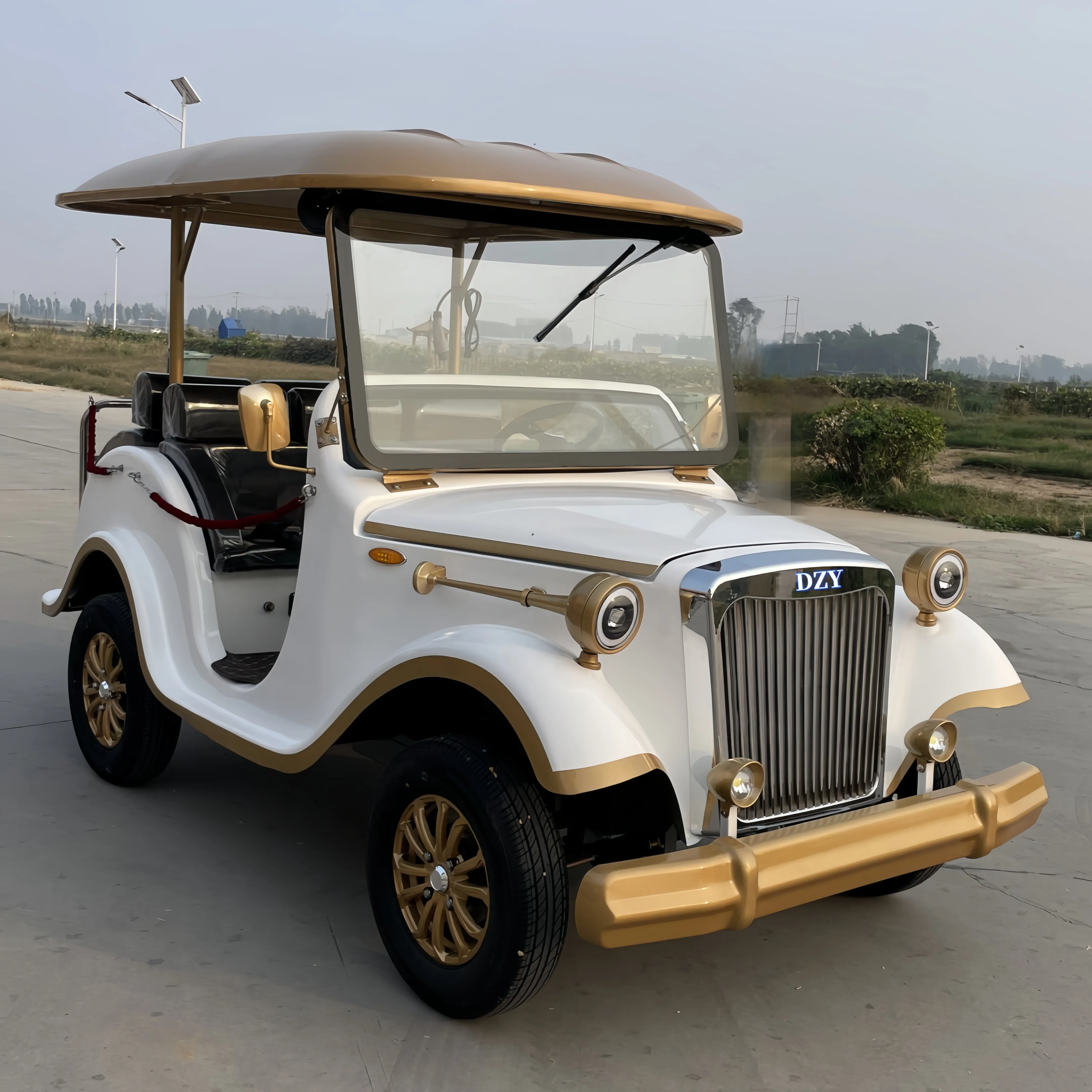 Custom sightseeing tourist vehicle Electric old Classic Vintage Car  Electric sightseeing car, vintage vintage car wholesale