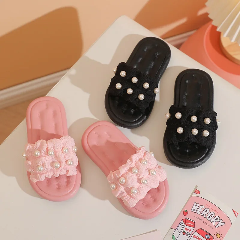 

Slippers Princess Wind Pearl Puffs Girls Little Girl Slippers Soft Bottom Outside Penetrating Air Sandals