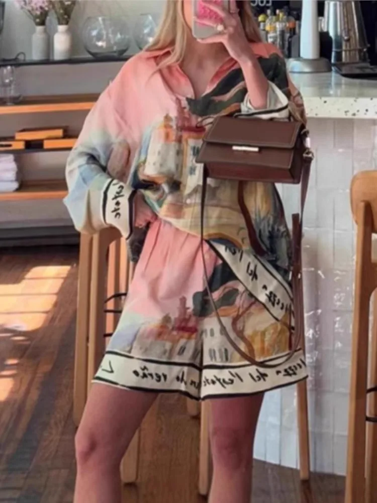 

2025 Fashion New Women Elegant Printed Shorts Sets Street Style Sexy Collar Single Breasted Long Sleeve Shirt Casual Shorts Set