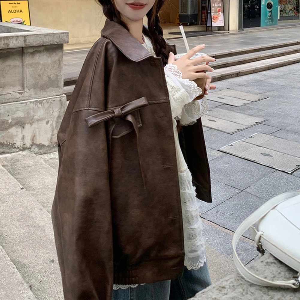 Fashionable Casual T Shirt Featuring Elegant Lace Stitching Suitable as an Everyday Essential in Your Wardrobe