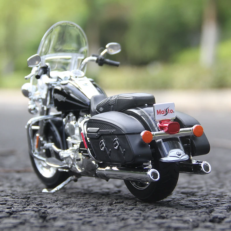 Maisto 1:12 Harley-Davidson FLHRC Road King Classic 2013 Motorcycle Model Static Die Cast Vehicles Collectible Hobbies Moto Toy