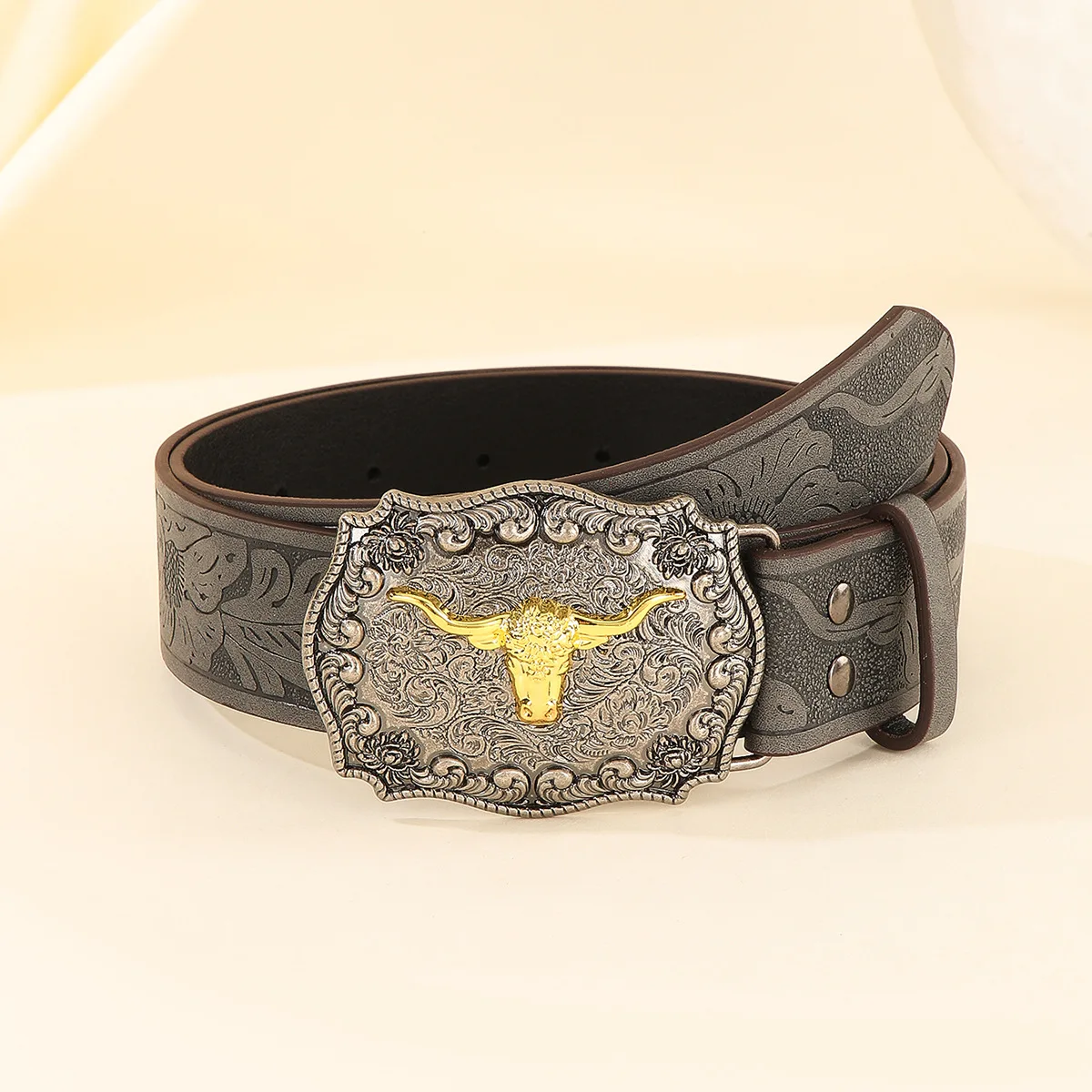 2024 luxury designer No Buckle Vintage Embossed Belts for Men Cowboy Clothing Accessories Split Leather ceinture femme