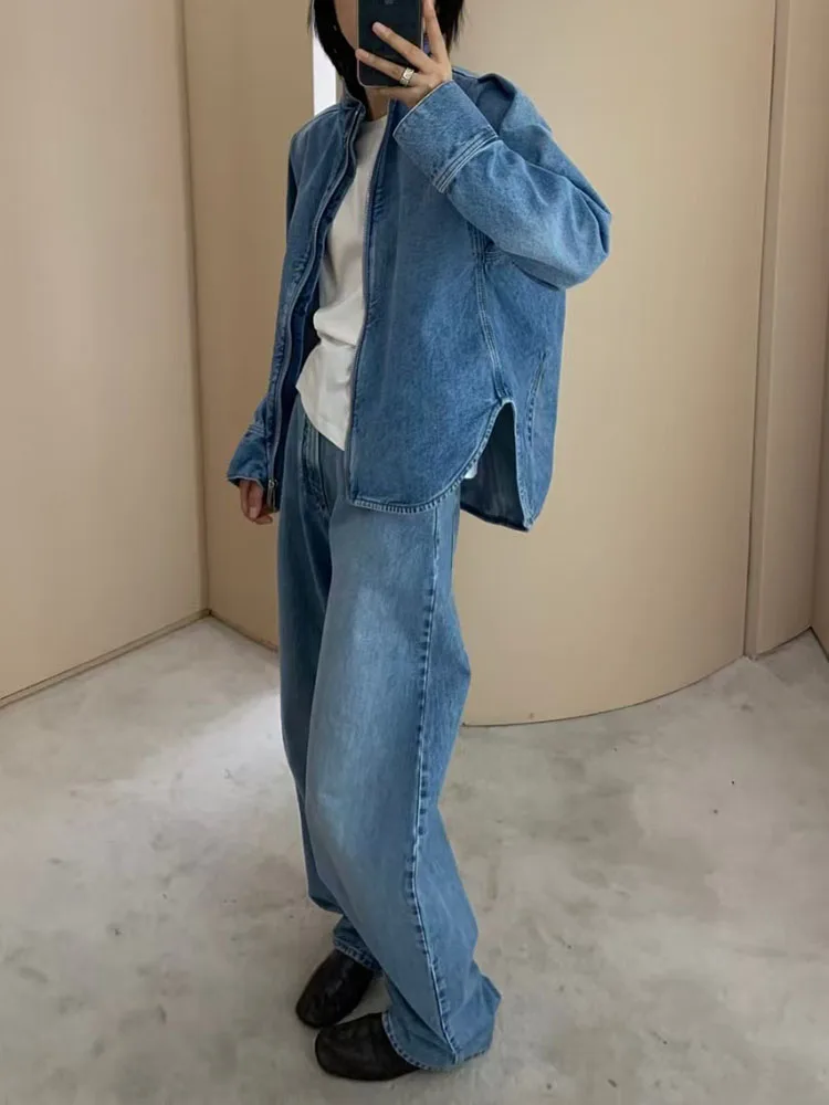 Rejuvenated antique money style button-down zipper denim jacket for women - stylish silhouette, versatile and casual cardigan