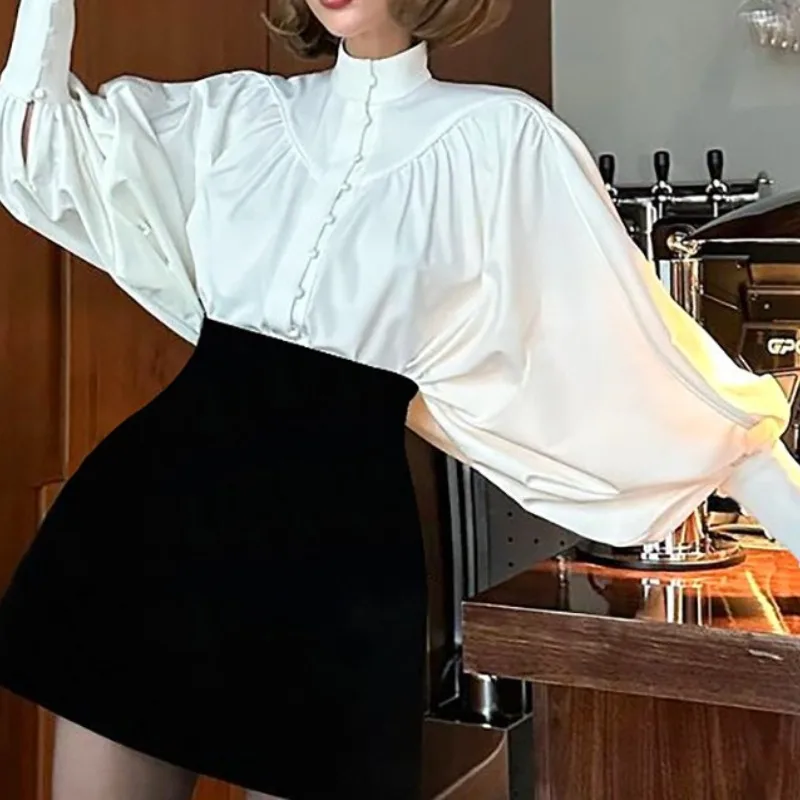 Camicette bianche da donna Camicia elegante manica lunga a sbuffo a lanterna Colletto alla coreana Chic Vintage Office Ladies Autunno High Street Button y2k