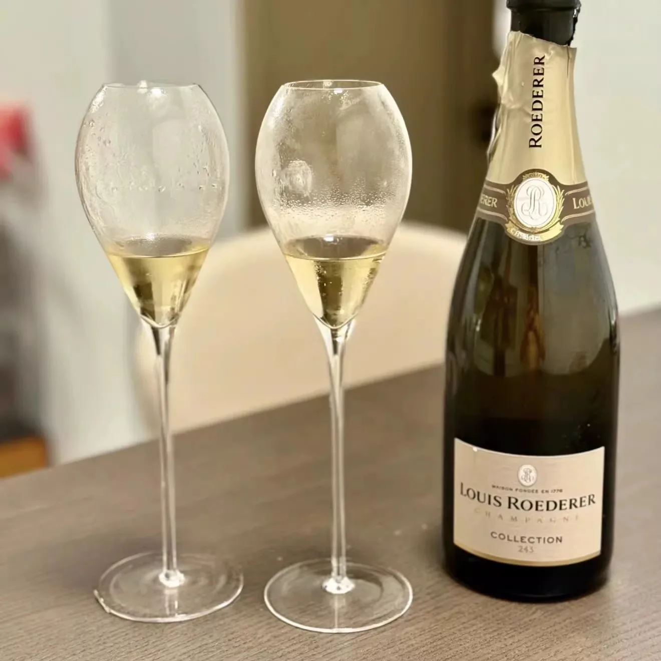 

Crystal Champagne Glass/Cocktail white wine glass/Wedding party glass cup 250ML/550ML Dessert cup and beverage cup