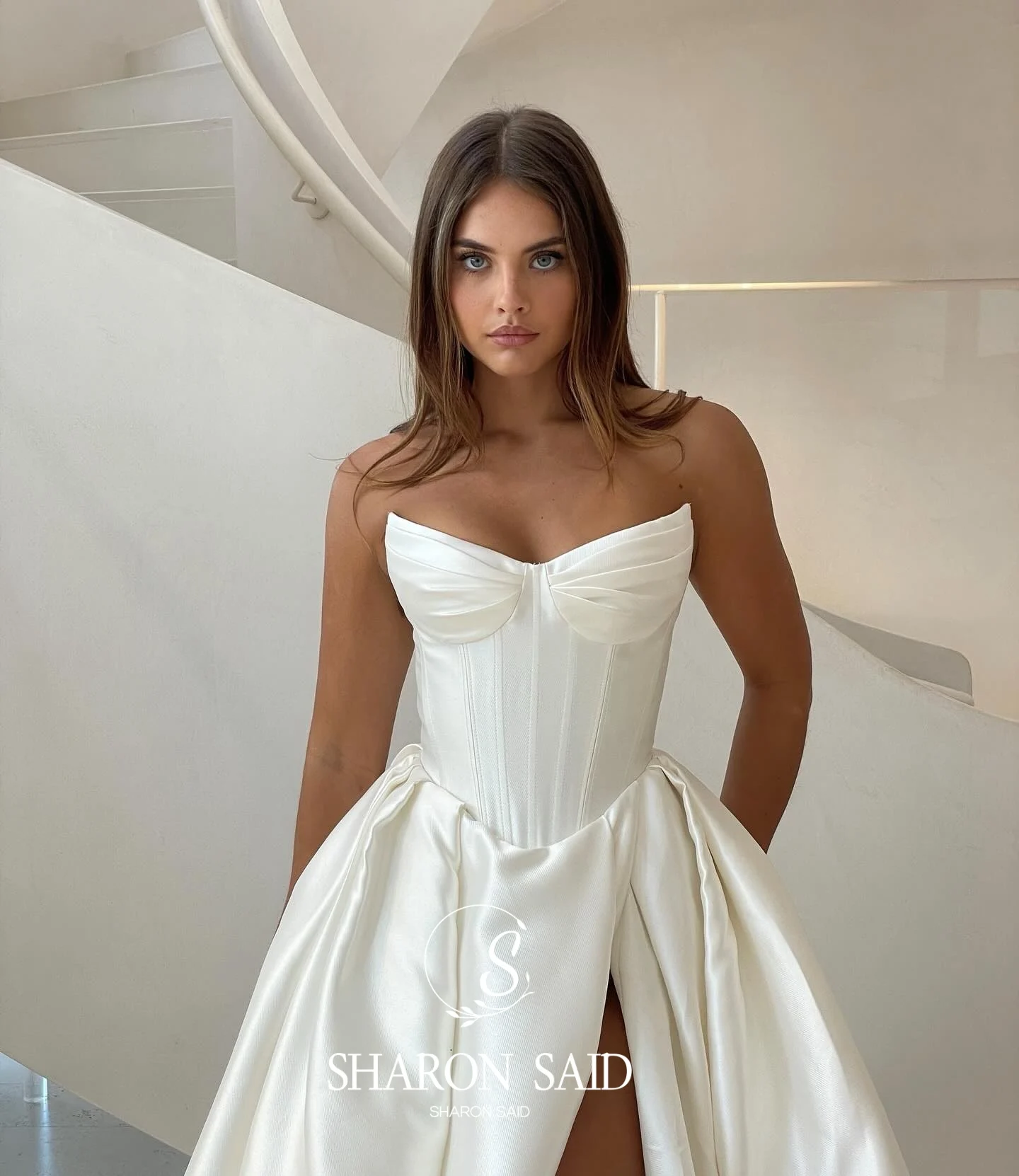 Sharon Said 2025 Simple Sweetheart A-Line Off White Wedding Dresses High Split sleeveless Satin Bridal Gowns SW070 Customized