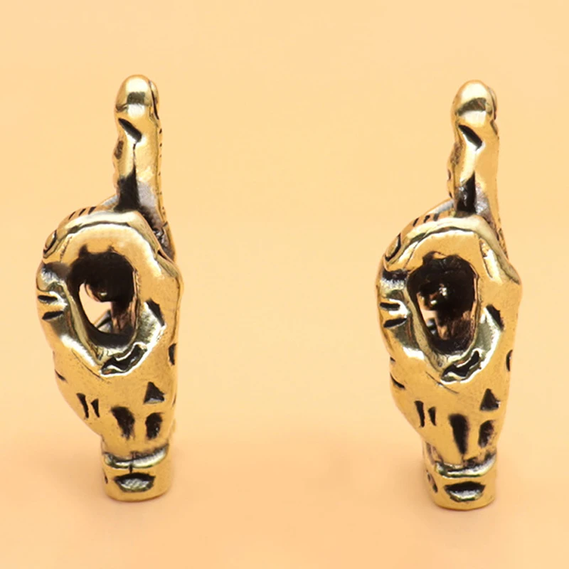 Copper Hand With Erect Middle Finger Up Statue Punk Style Vintage Brass Hand Miniature Ornaments Home Office Desk Decoration Toy