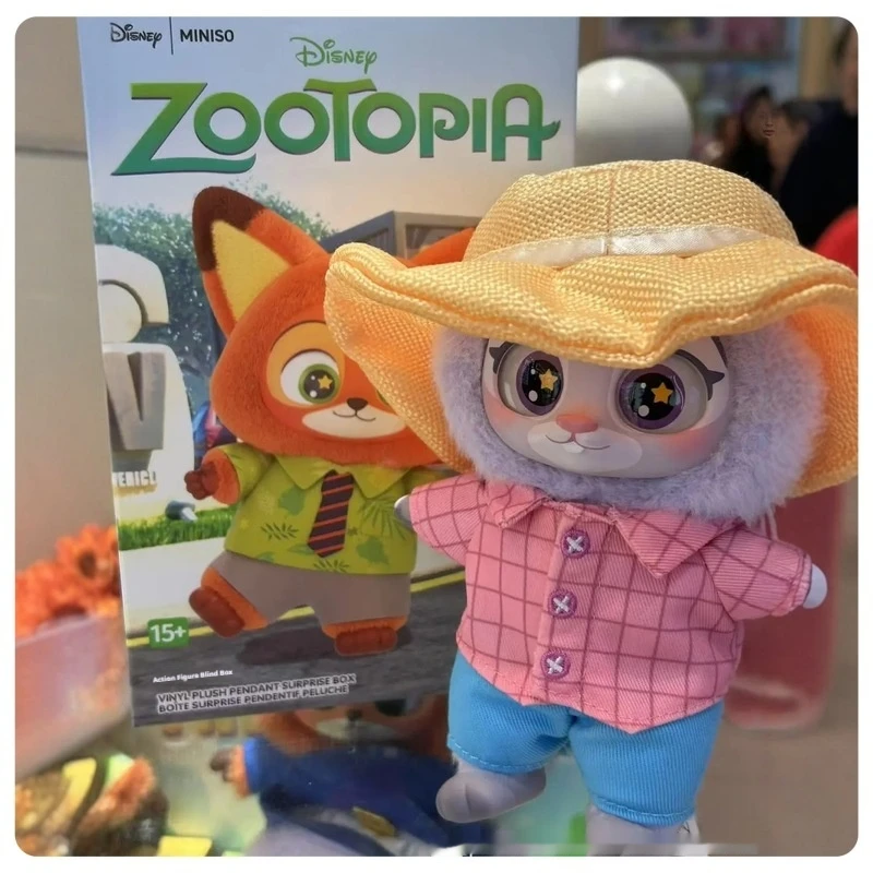 Pluszak Disney Premium Zootopia, modna zabawka, ozdoba do zawieszenia, kolekcjonerska figurka winylowa, miękka wypchana maskotka.