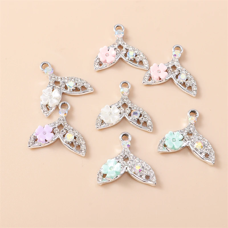 

20pcs 19x18mm Cute Crystal Metal Fish Tail Charms Pendants for Jewelry Making Drop Earrings Necklaces Bracelets DIY Accessories