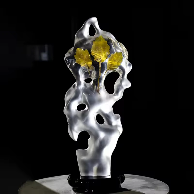 

*Customized Folk Art Transparent Resin Sculpture Abstract Ornament for Home and Hotel Decoration Irregular Shape