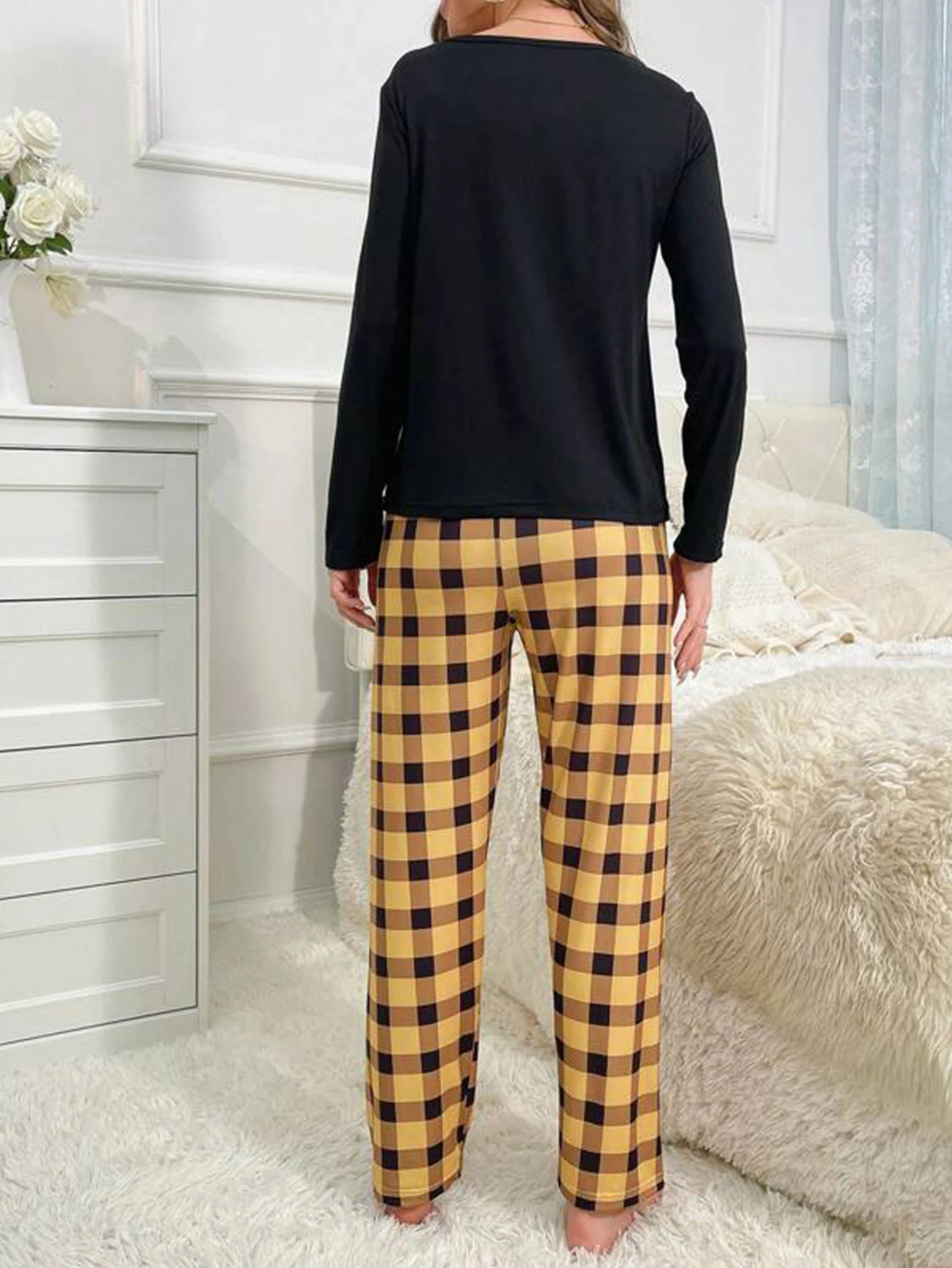 Women Pajamas Set Sleepwear Long Sleeve Round Neck Top Heart Letter Prints Allover Plaid Pants Casual Autumn Winter Loungewear