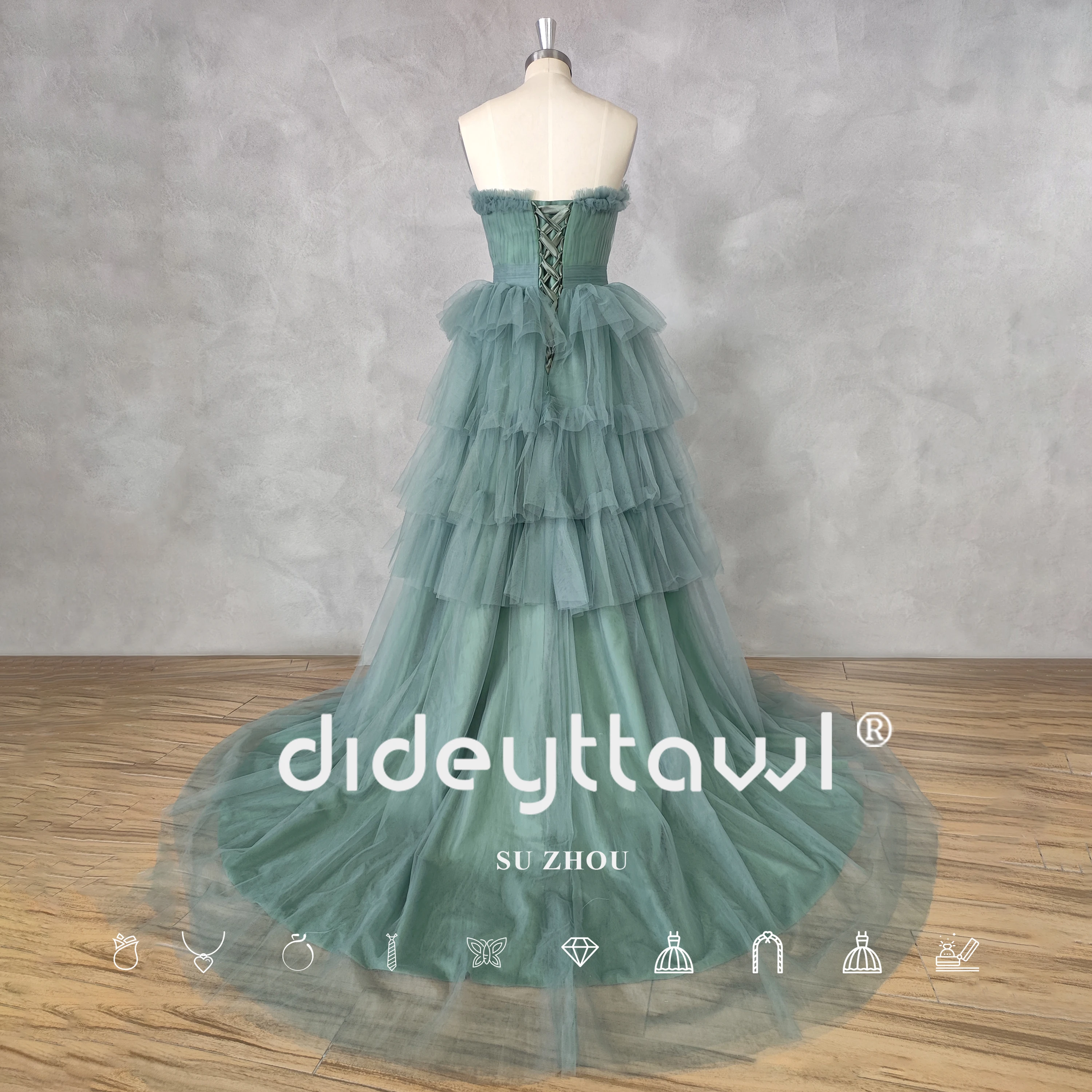 DIDEYTTAWL Real Photos Sleeveless Straplrss Tulle Tiered Prom Dress For Women A-Line Lace Up Back Court Train Evening Gown