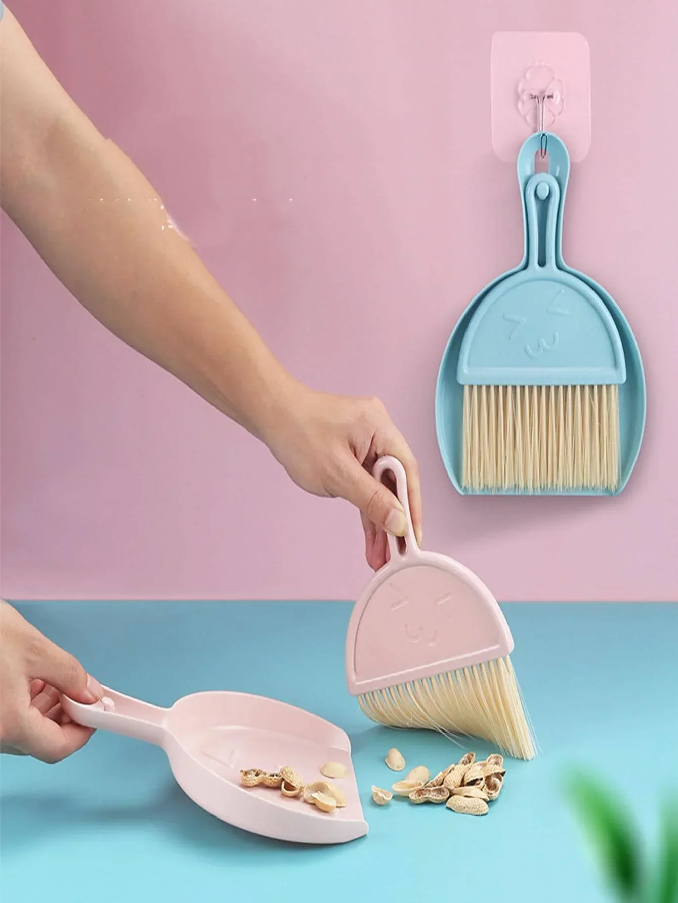 

Home Desktop Mini Broom Children Small Broom with Dustpan Set Keyboard Cleaning Brush Desktop Clutter Keyboard Sweeping Brush