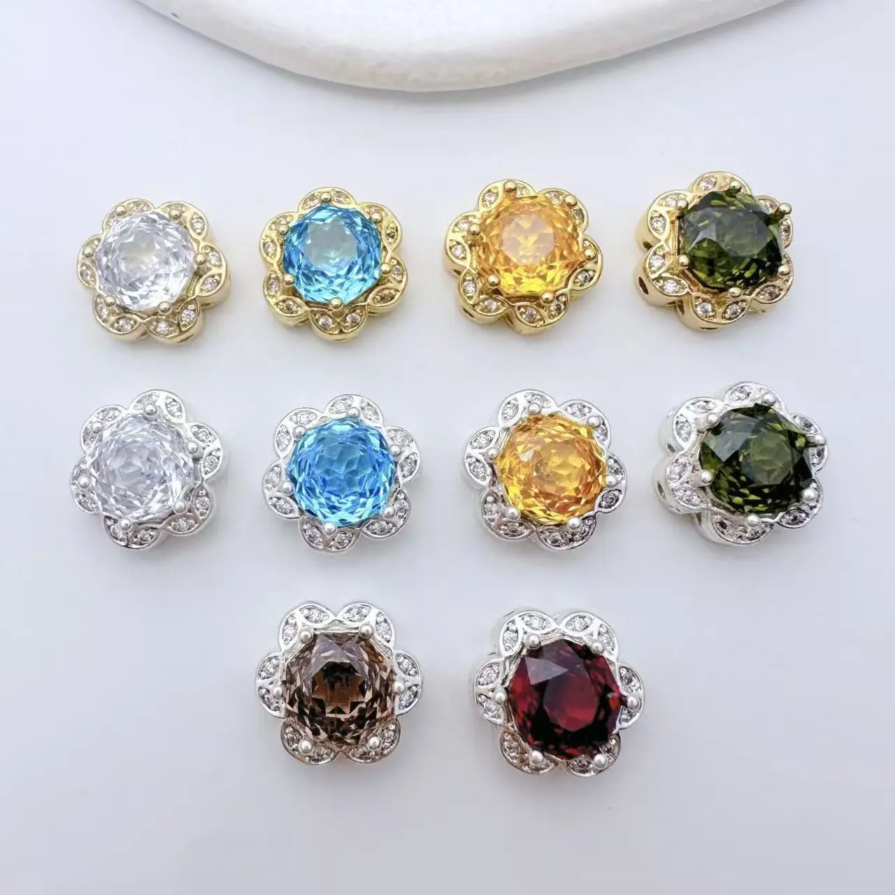 

5pcs Gold-plated Copper Inlaid with Zircon Multi-hole Beads Handmade Necklace Bracelet Accessories DIY Jewelry Making Materials