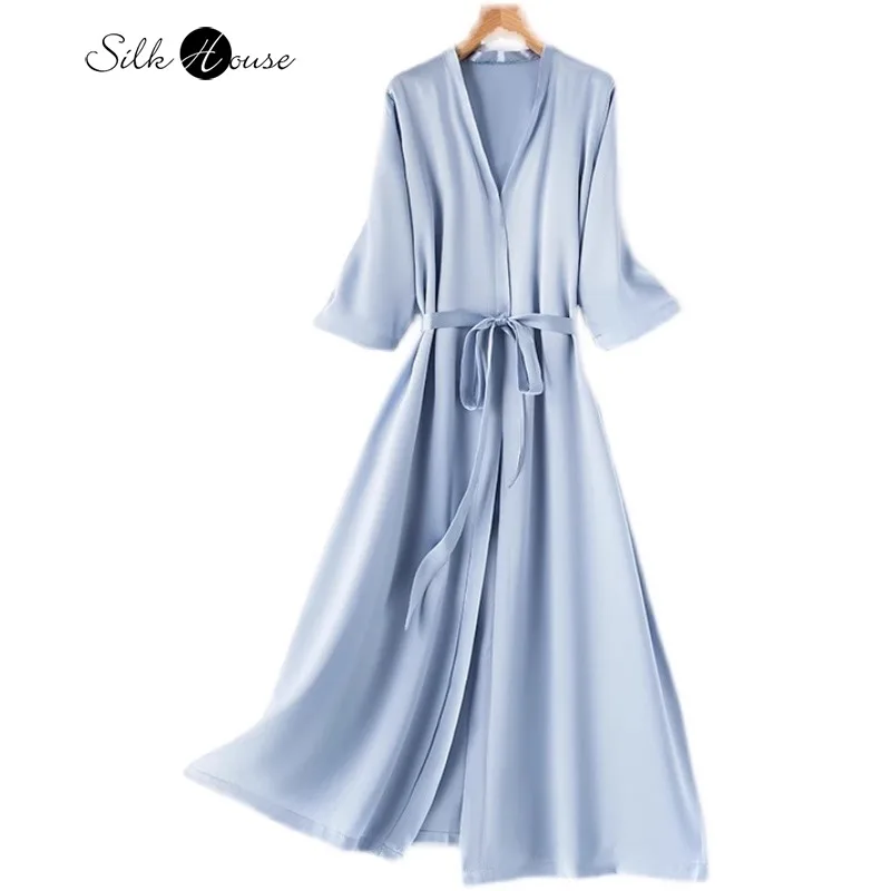 100%Natural Mulberry Silk Comfortable Solid Color Sexy Home Clothes Spring/Summer Bathrobe with Three-quarter Sleeve Bathrobe