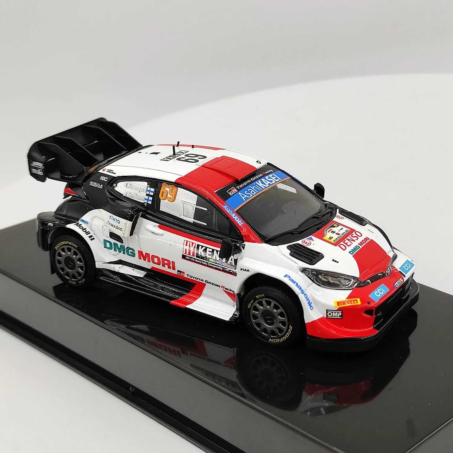 أجزاء صغيرة بمقياس 1/43 تويوتا GR ياريس رالي1 # 69 2022 نموذج سيارة رالي سبيكة