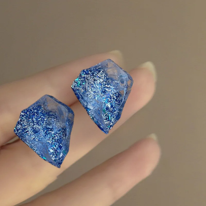 Unregelmäßige blaue Harz-Ohrstecker für Frauen, Meteorit-Edelstein-Form, Ohrstecker, einzigartiges Design, Party-Ohrschmuck