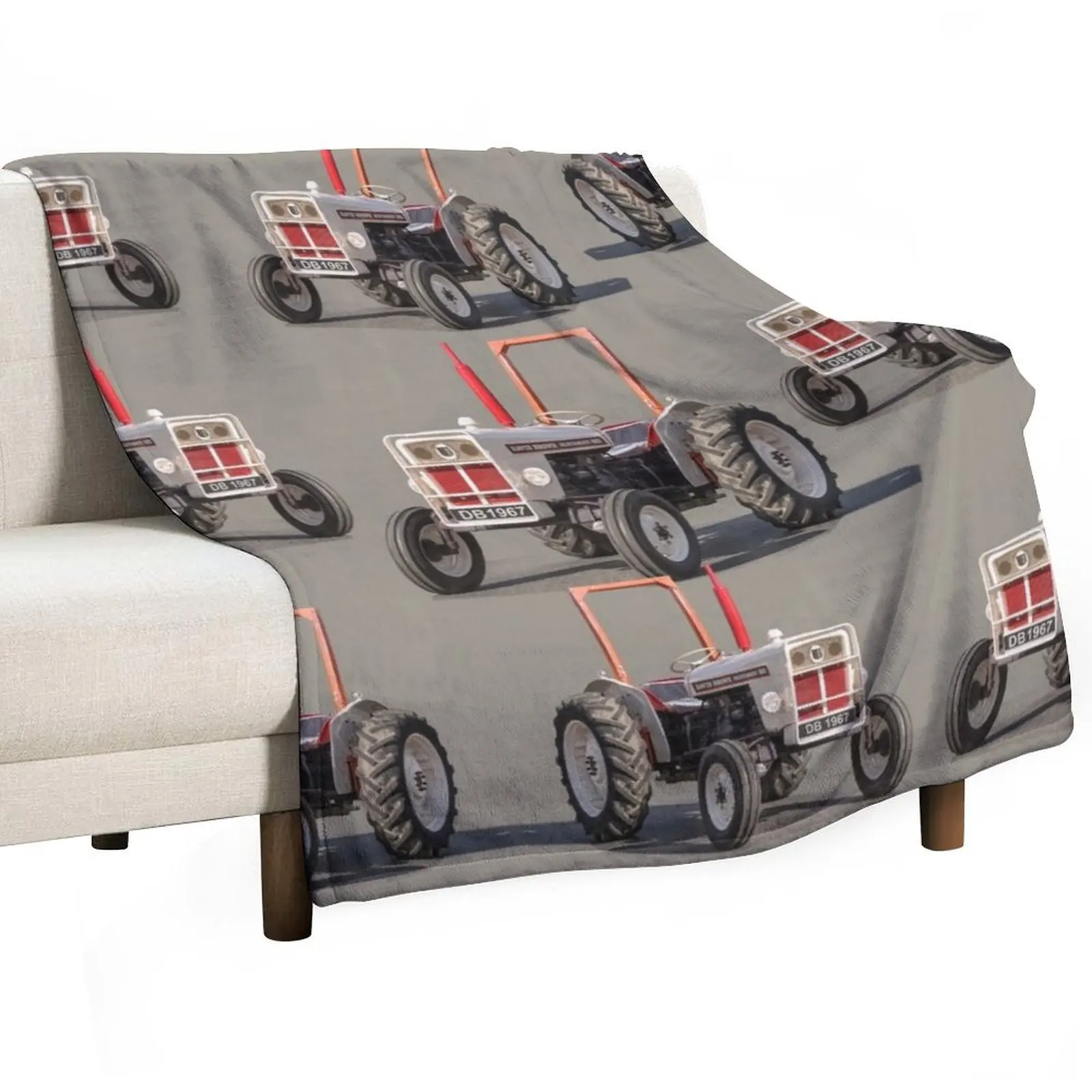 White vintage tractor Throw Blanket Blankets For Baby bed plaid Warm Camping Personalized Gift Fashion Sofas Blankets