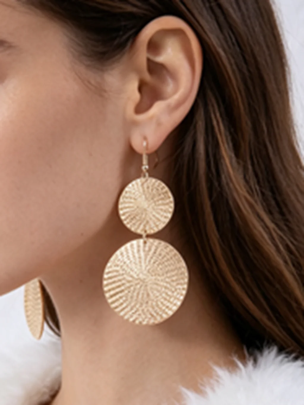 A Pair of Double-Layered Gold Mesh Round Pendant Earrings, Woven Texture Large Hoop Dangle Earrings, Women's Bohemian Summer Beach Statement Earrings