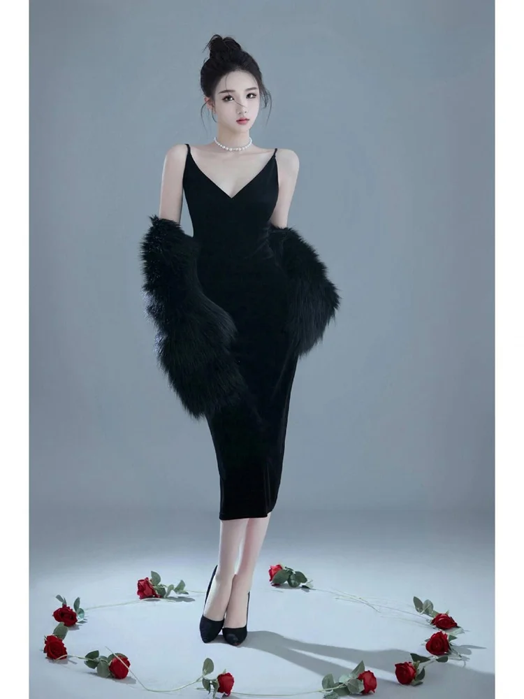

Elegant Black Strapless Gown for Studio Photography Artistic Portrait High Society Lady Style New Arrival Summer 2025