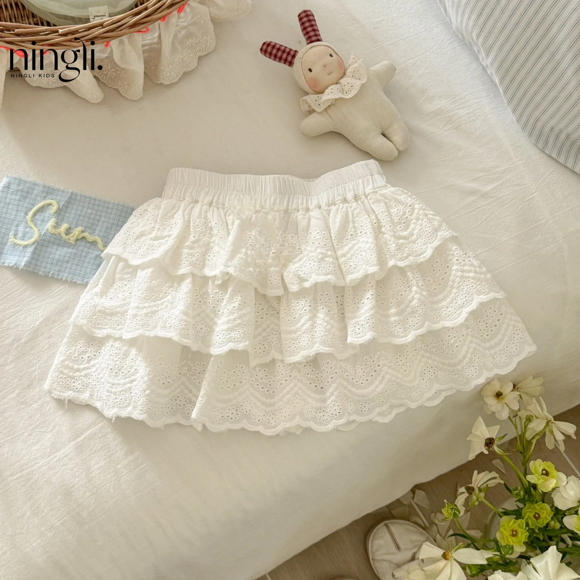 Girls' Half body Skirts and Shorts New Fashionable Girl Treasure Princess Children's Cake Skirt Summer Children's Shorts