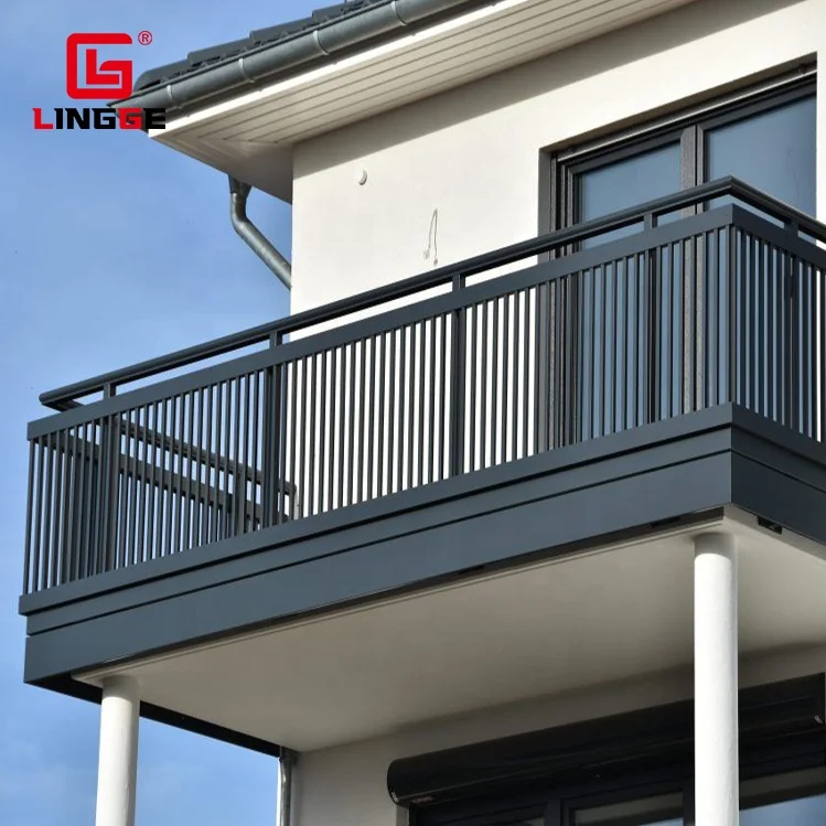 Outdoor Backyard Durable and Aesthetic Aluminum Alloy Glass  Fence Garden Barrier Rust-Free Fence
