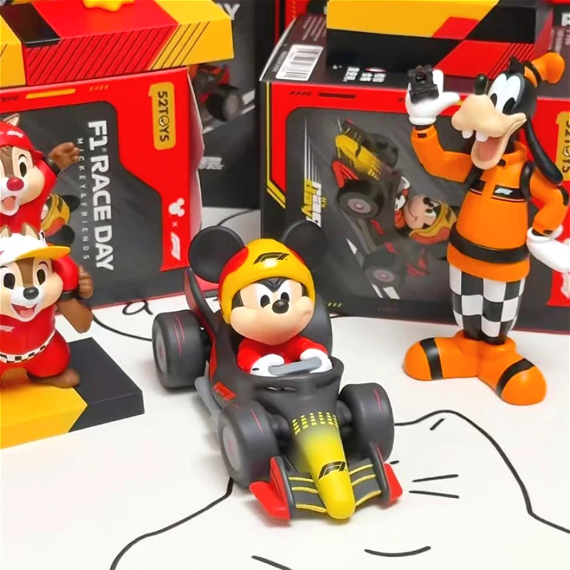 52toys-mickey-family-f1-race-track-adventure-blind-box-sorpresa-sacchetto-ciondoli-kawaii-ornamenti-da-scrivania-mystery-adorabile-bambola-regalo