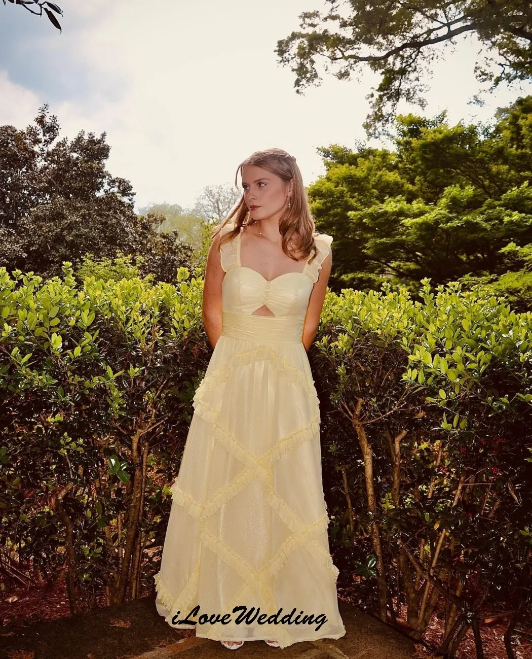 Gele mouwloze a-lijn galajurken ruches elegante v-hals bruiloft jurk voor vrouwen gast lange avondjurken op maat