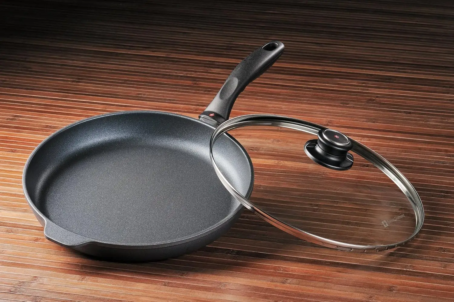 Cast Aluminum Fry Pan with Lid, Oven and Dishwasher Safe