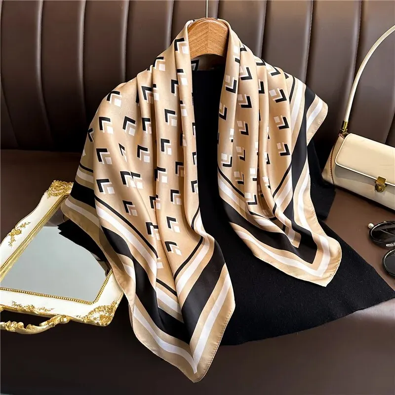 Popular Twill Shawls Europe And America Fashion Bandannas New Print Sunscreen 90cm Kerchief Four Seasons Square Silk Scarves