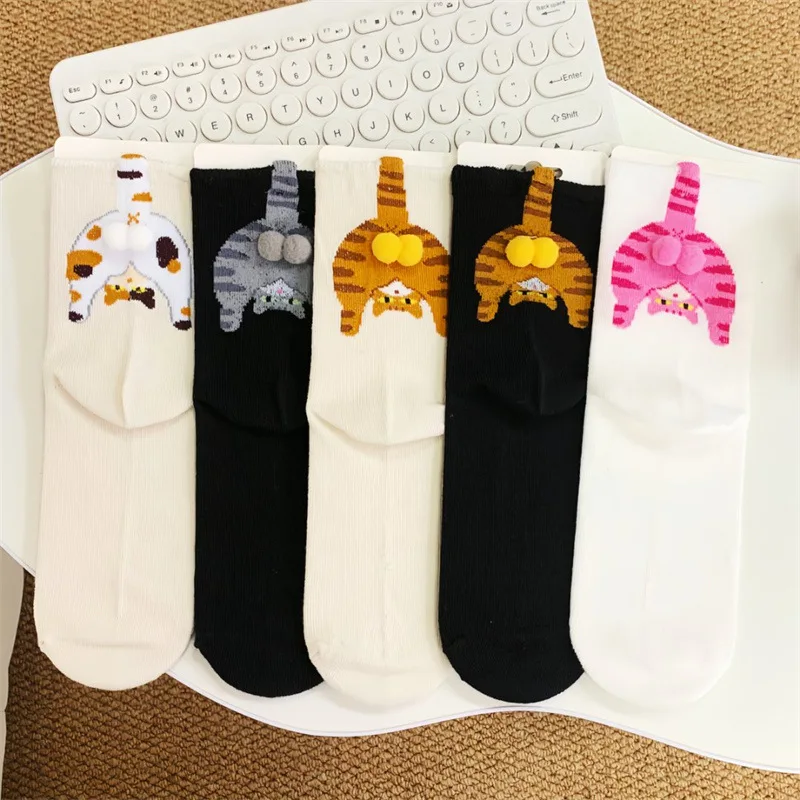 Dreamlikelin1 Pair/5Pairs Autumn Winter New Funny Cat Print Loose Socks Women Girls Comfortable Middle Tube Socks