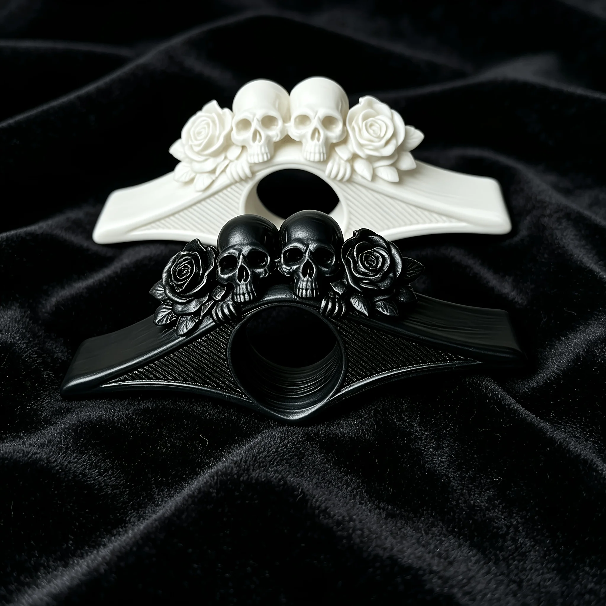 2 Stücke Gothic Totenkopf-Rosen-Seitenhalter, Lesezeichen-Ring, Neuartiges Seitenklammer-Werkzeug, Lesezubehör für Buchliebhaber, Dunkle Atmosphäre