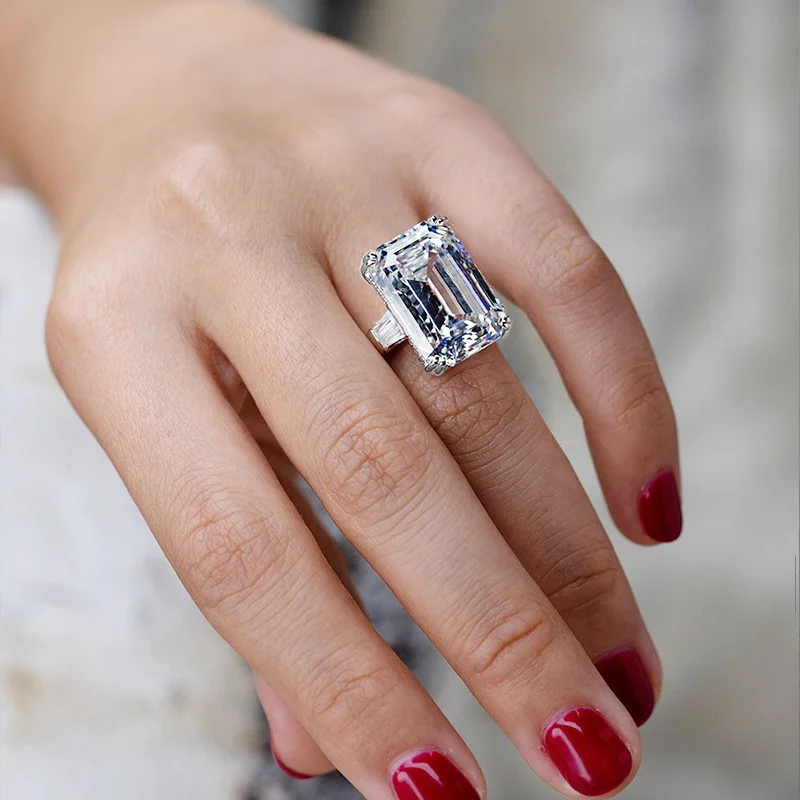 Luxury Solitaire Big Rectangle CZ Women Wedding Ring Engagement Ring Evening Party Elegant Female Fashion Jewelry Gifts