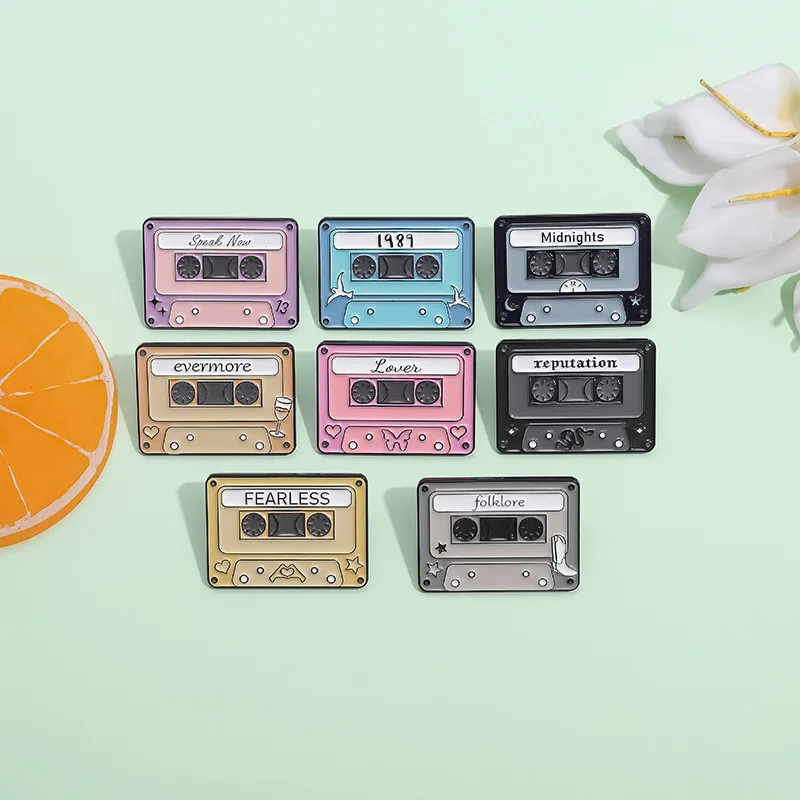 Pines esmaltados de la serie de música colorida, broche de grabación de cassette de música creativo, insignia de solapa de mochila, regalos para fanáticos, joyería al por mayor
