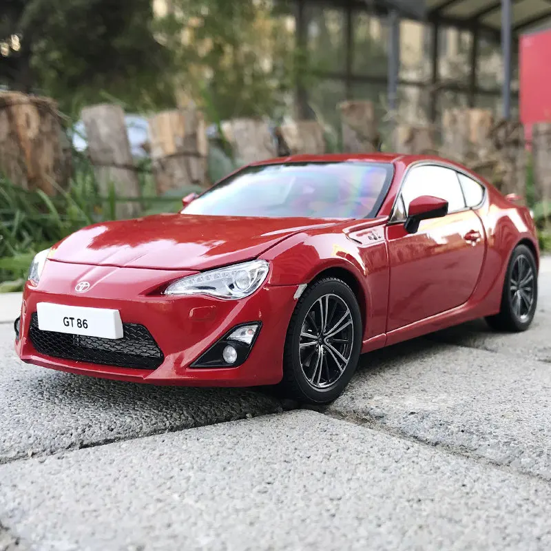 Модель спортивного автомобиля Toyota GT 86 из сплава, модель литая металлическая дорожка, Модель гоночного автомобиля, миниатюрная модель масштаба,