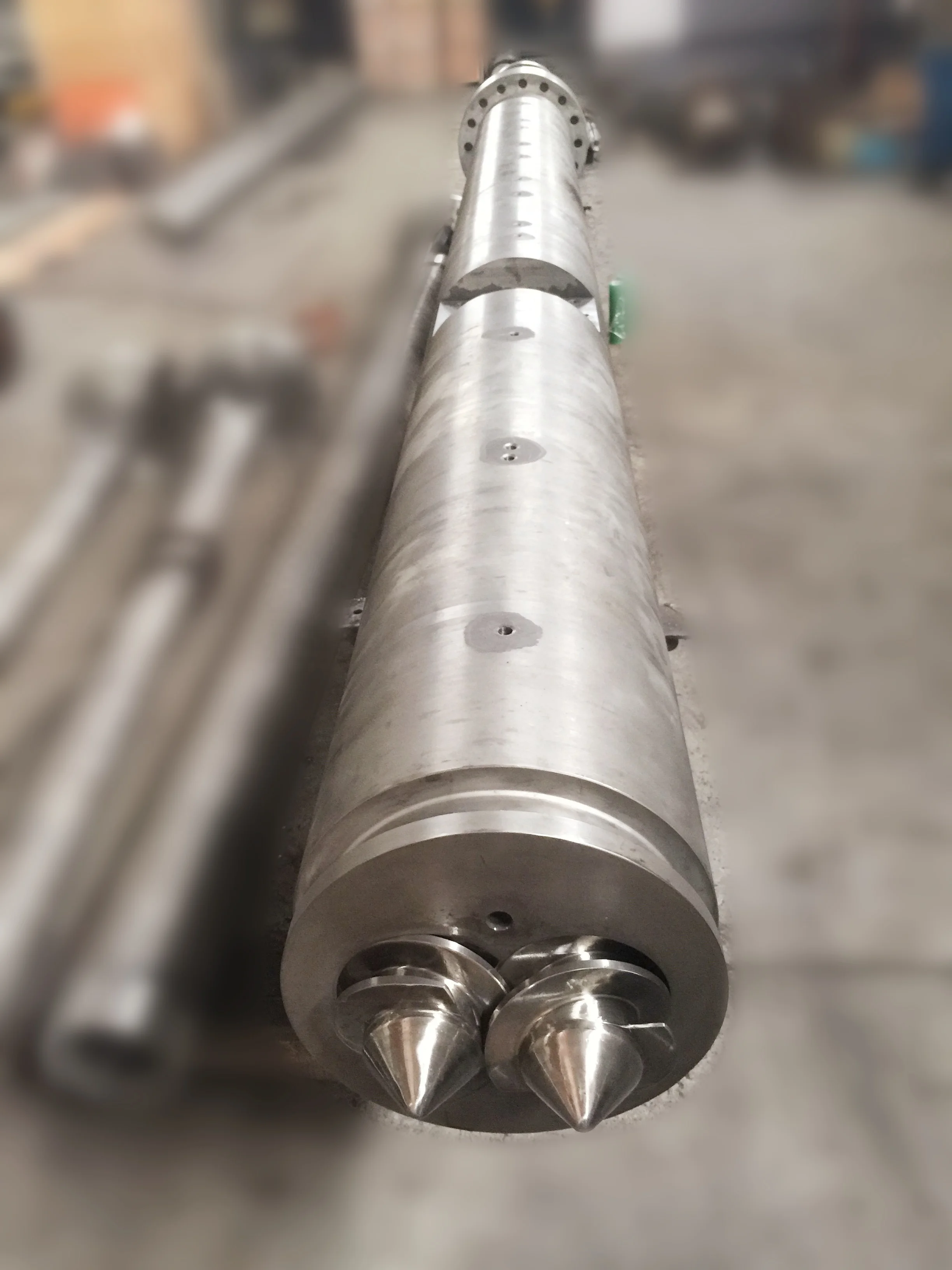 BIMETALLIC PARALLEL TWIN SCREW BARREL CYLINDER BAUSANO CINCINNATI BATTENFELD AMUT MD125-30 ZHOUSHAN MANUFACTURER COLMONOY Stelli