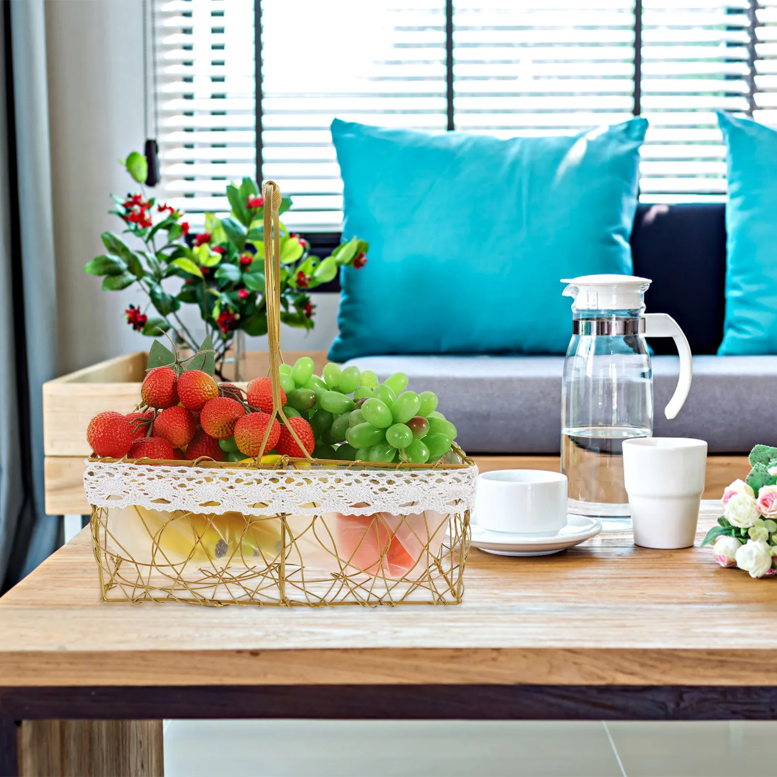 

Golden Metal Wire Picnic Baskets Fruit Storage Containers Home Kitchen Large RectangleH led Bread Snack Egg Basket Gifts Empty
