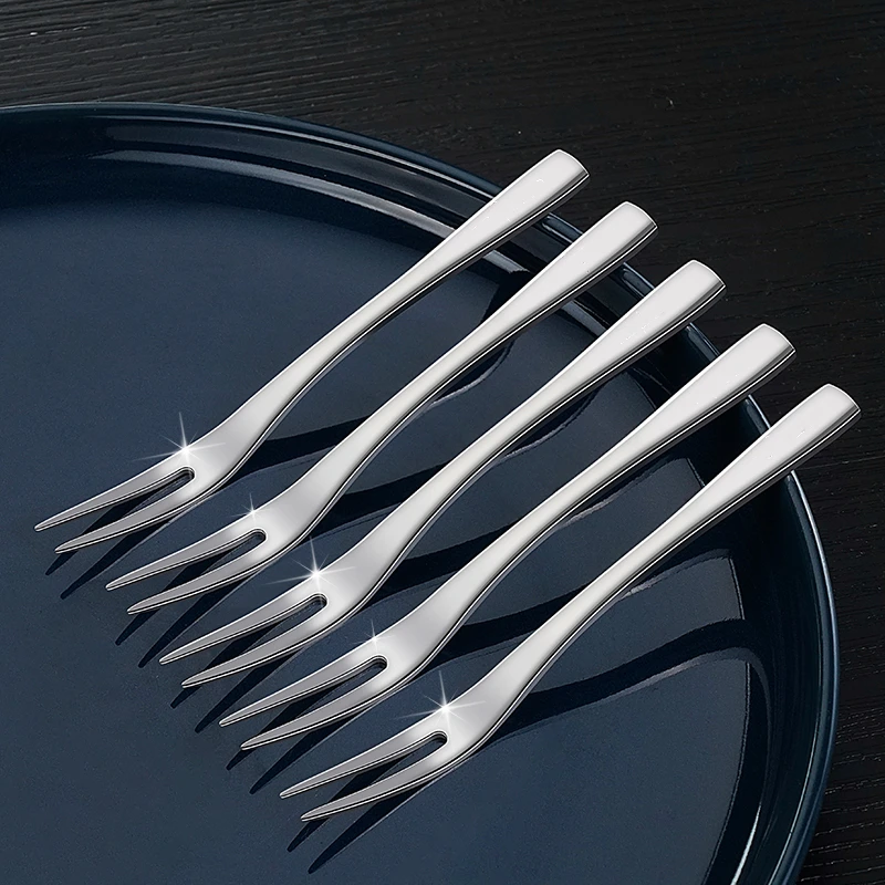 

5 Pcs LFGB Certificated 316L Stainless Steel Dessert Fork 99.9% Anti-bacterial Tiny Fruit Fork Well Polished Home Party Tool