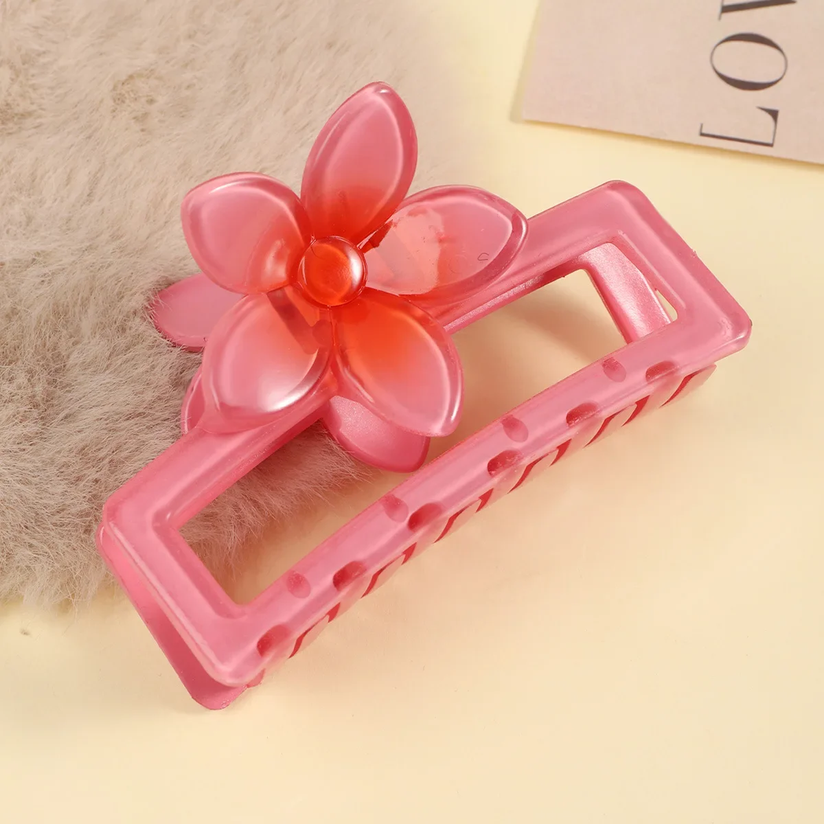 Summer New Square Egg Flower Hair Claw - Gradient Dopamine Sweet Hair Accessory for Back-of-Head Updo Shark Clip