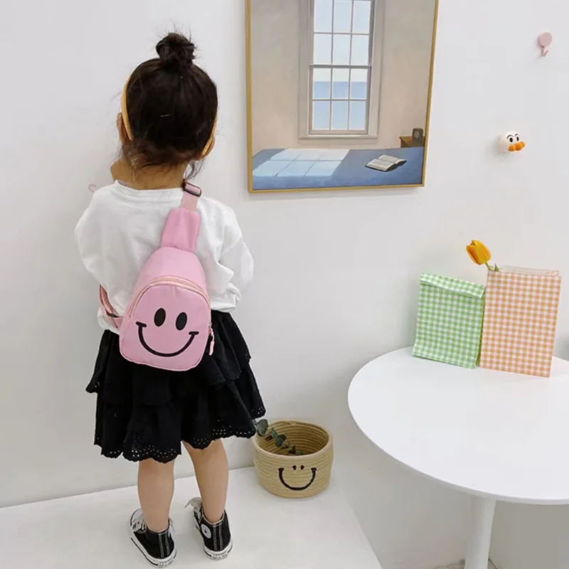 Mochila cruzada Sunshine para niño y niña, bolso de pecho a la moda, bolso de hombro bonito, paquete de pecho con cara sonriente de diseñador